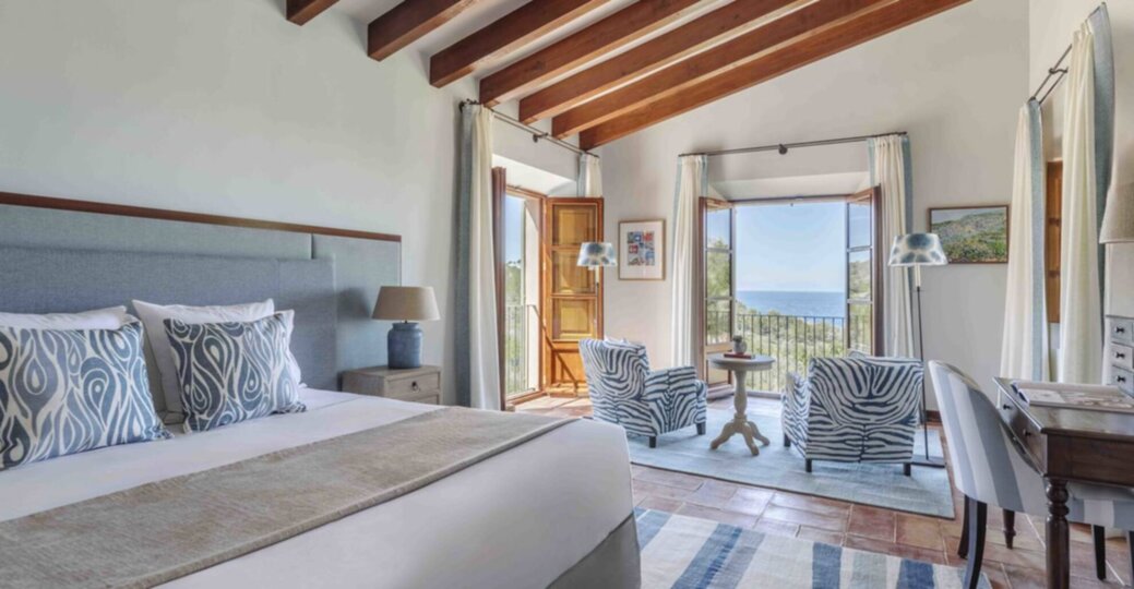 Red Earth Villa with Sea Views & Private Pool 1061
