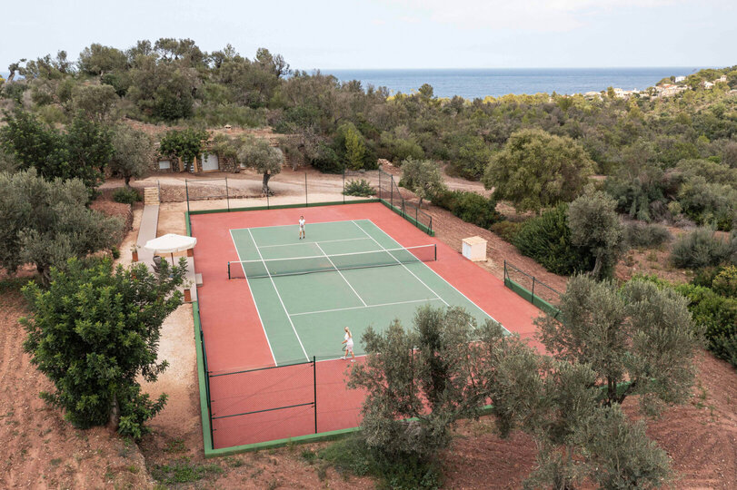Red Earth Villa with Sea Views & Private Pool 1061