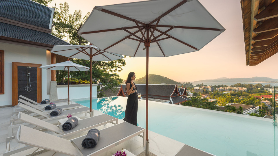 Sea View Zenith - Serene hilltop view