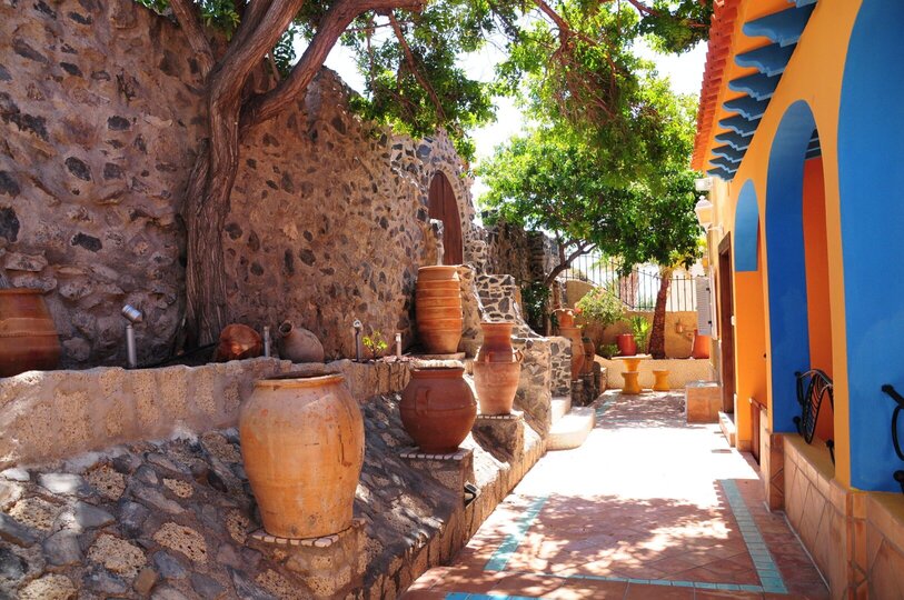 Relaxing Getaway in Canarias - 5 BR Villa, Canarias Villa 1046