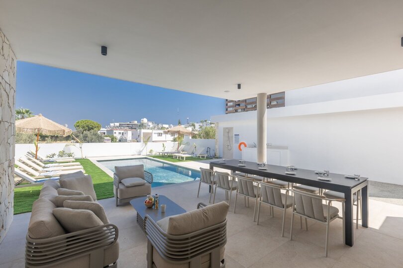 Luxurious 5 Bedroom Villa with Private Pool, Ayia Napa Villa 1369