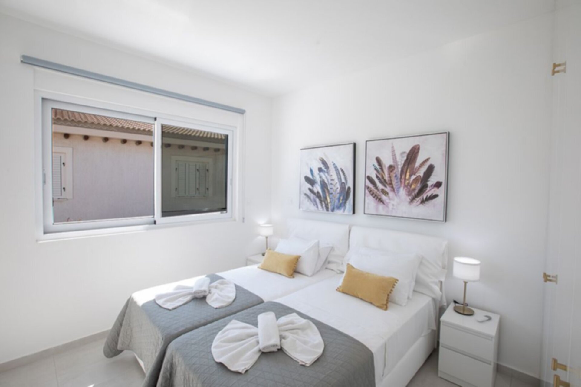 Contemporary Villa with Jacuzzi and BBQ Area, Protaras Villa 1027