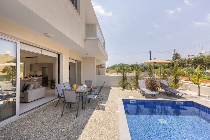 5 Star Mythical Seas Villa – Stylish Coastal Living in Kapparis