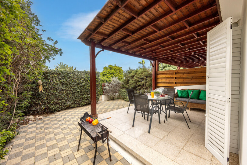 5 Star Marina Seaside Villa – Luxury Seaside Stay in Larnaca