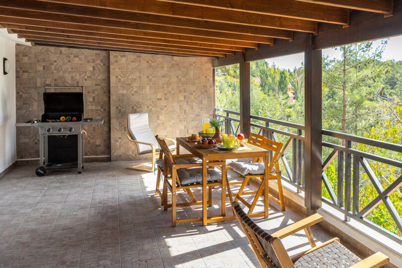 5 Star Forest View Cottage – Luxury Mountain Retreat