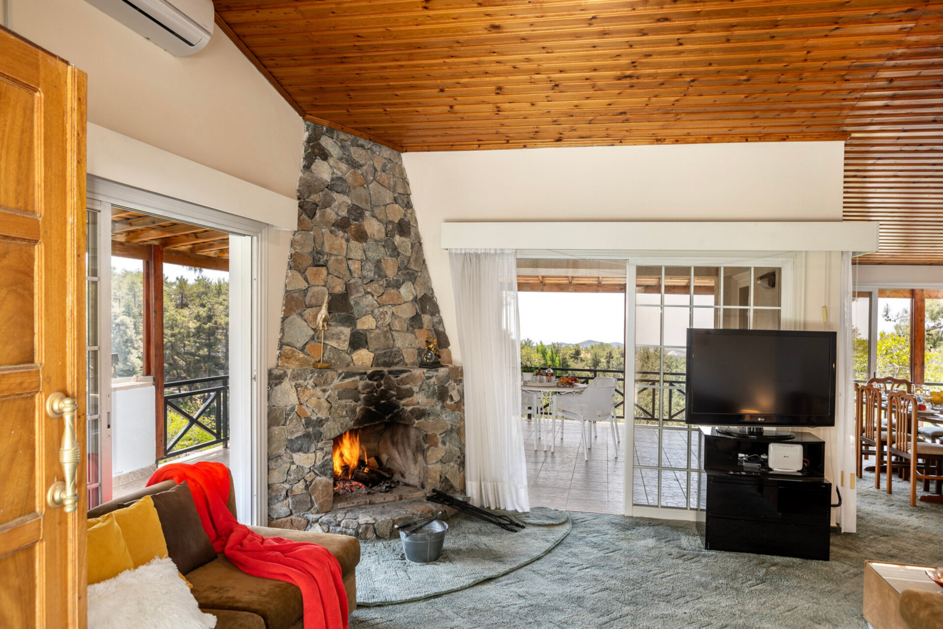 5 Star Villa Platres Forest Panorama - Luxury Mountain Retreat