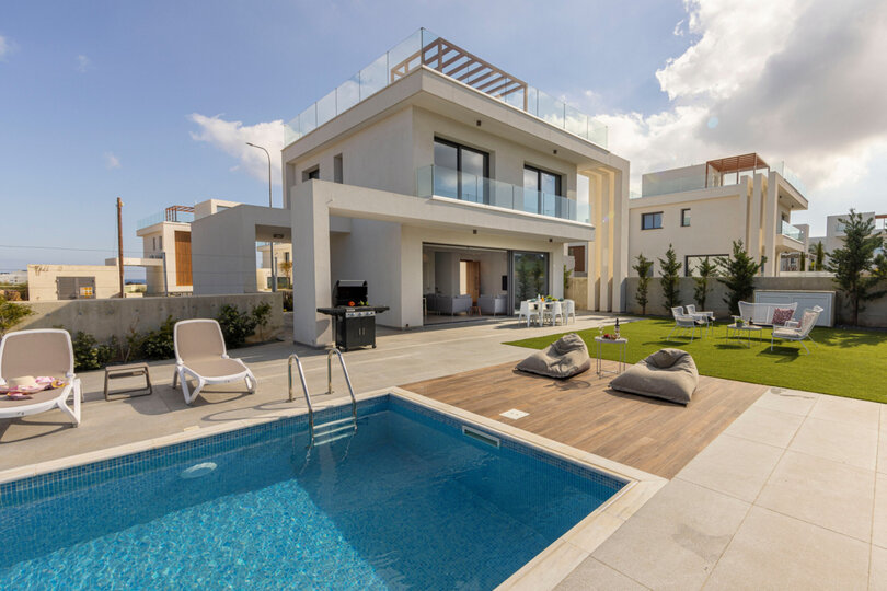 5 Star Villa Protaras By the Bay Elite - Luxury Retreat
