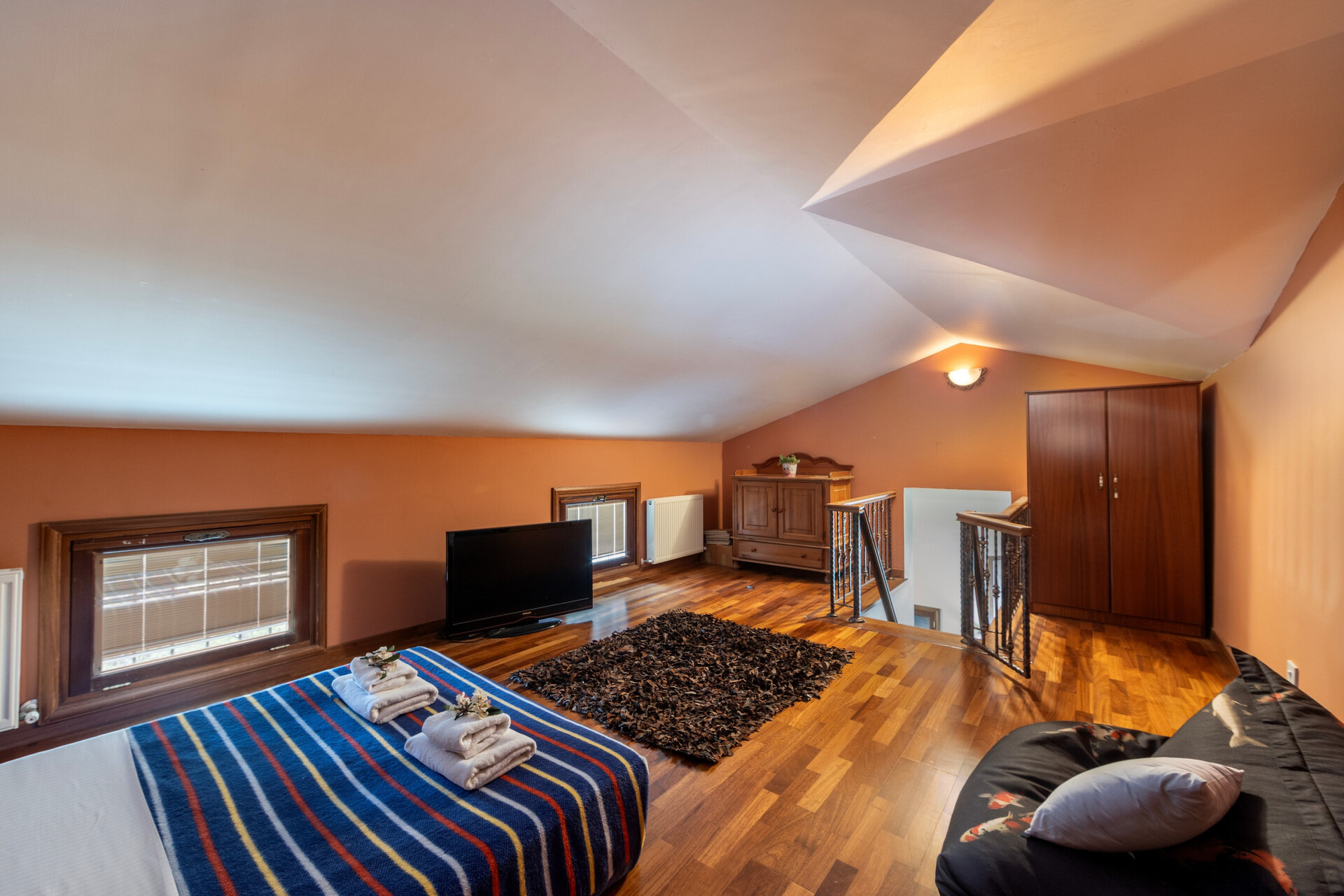 5 Star Villa Troodos Mature Pine Chalet - Forest Mountain Escape