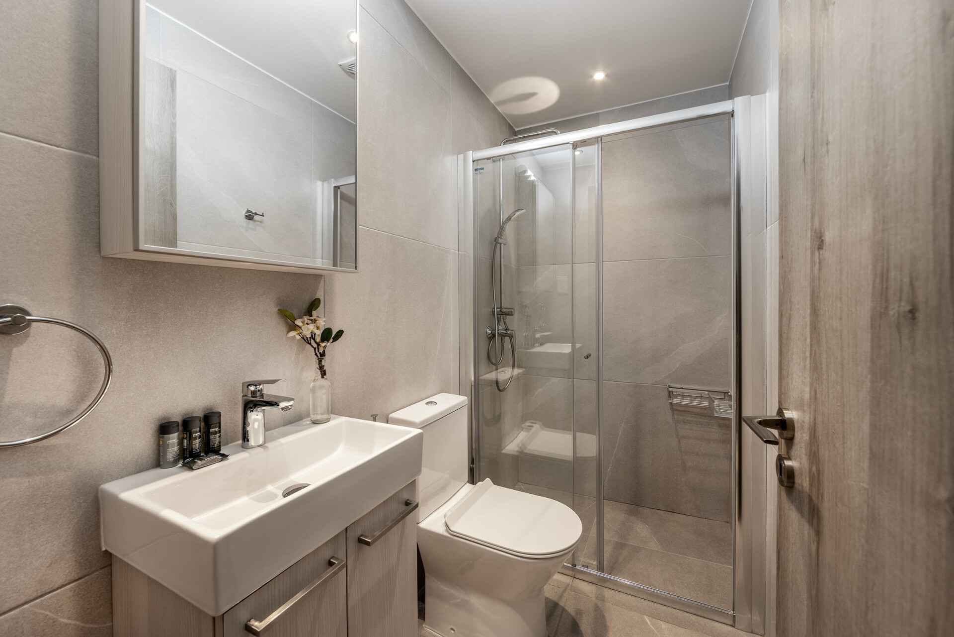 5 Star Villa Ionion H15 - Contemporary Seaside Retreat.