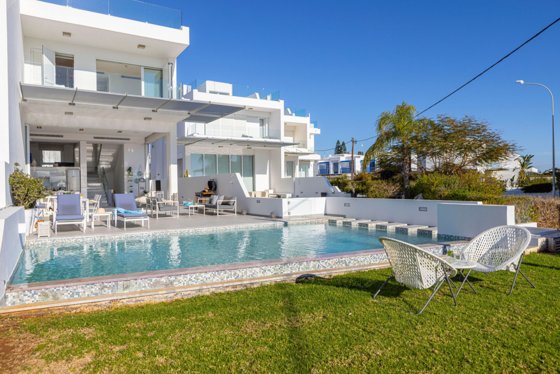 5 Star Villa Elaia Seafront - Panoramic Coastal Escape