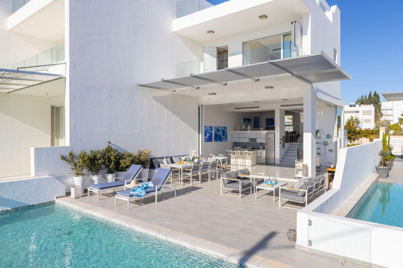 5 Star Villa Elaia Seafront - Panoramic Coastal Escape
