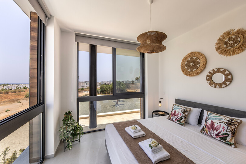 5 Star Villa Aqua Pearl - Contemporary Coastal Escape