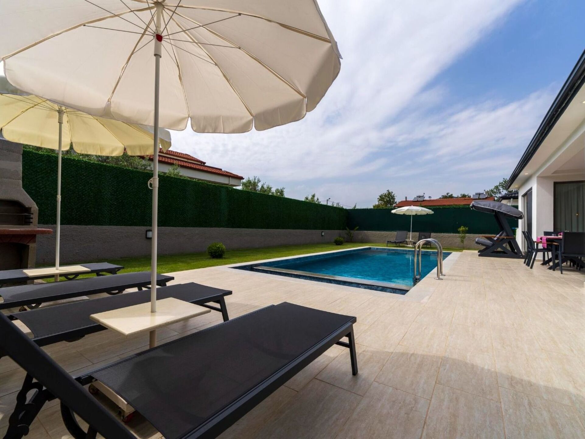 3-Bed House with Private Pool in Fethiye, Sleeps 6, 1043
