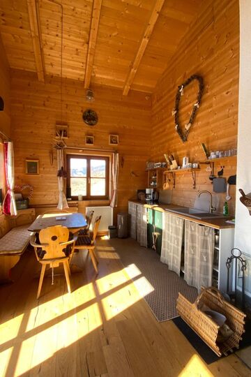 3-Bed House in Spittal an der Drau, Sleeps 5, 1054