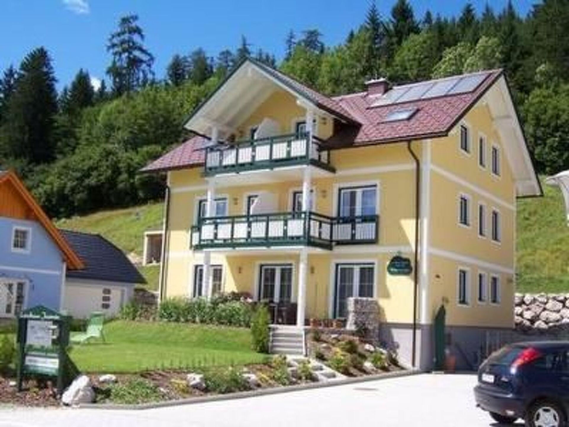 1-Bed Apartment with Mountain View in Liezen, Sleeps 4, 1114