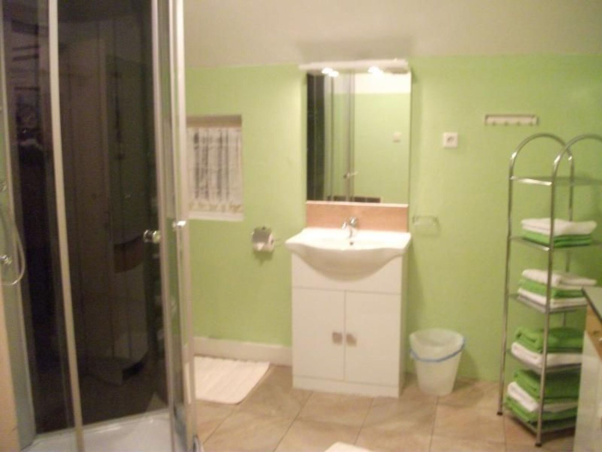 Gorgeous 4-Bed House in Innsbruck-Land, Sleeps 10, 1299