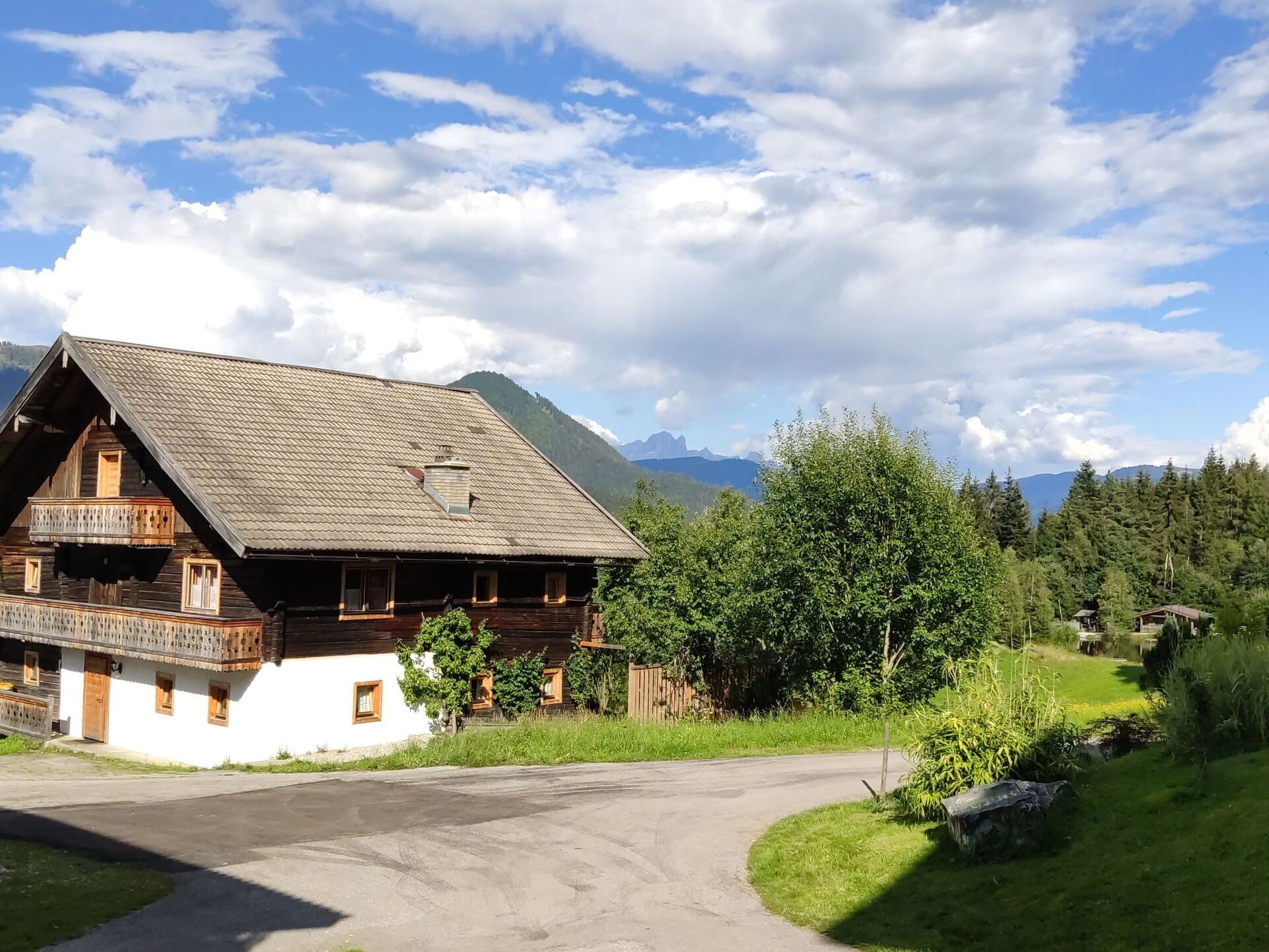 4-Bed House in Sankt Johann im Pongau, Sleeps 19, 1094