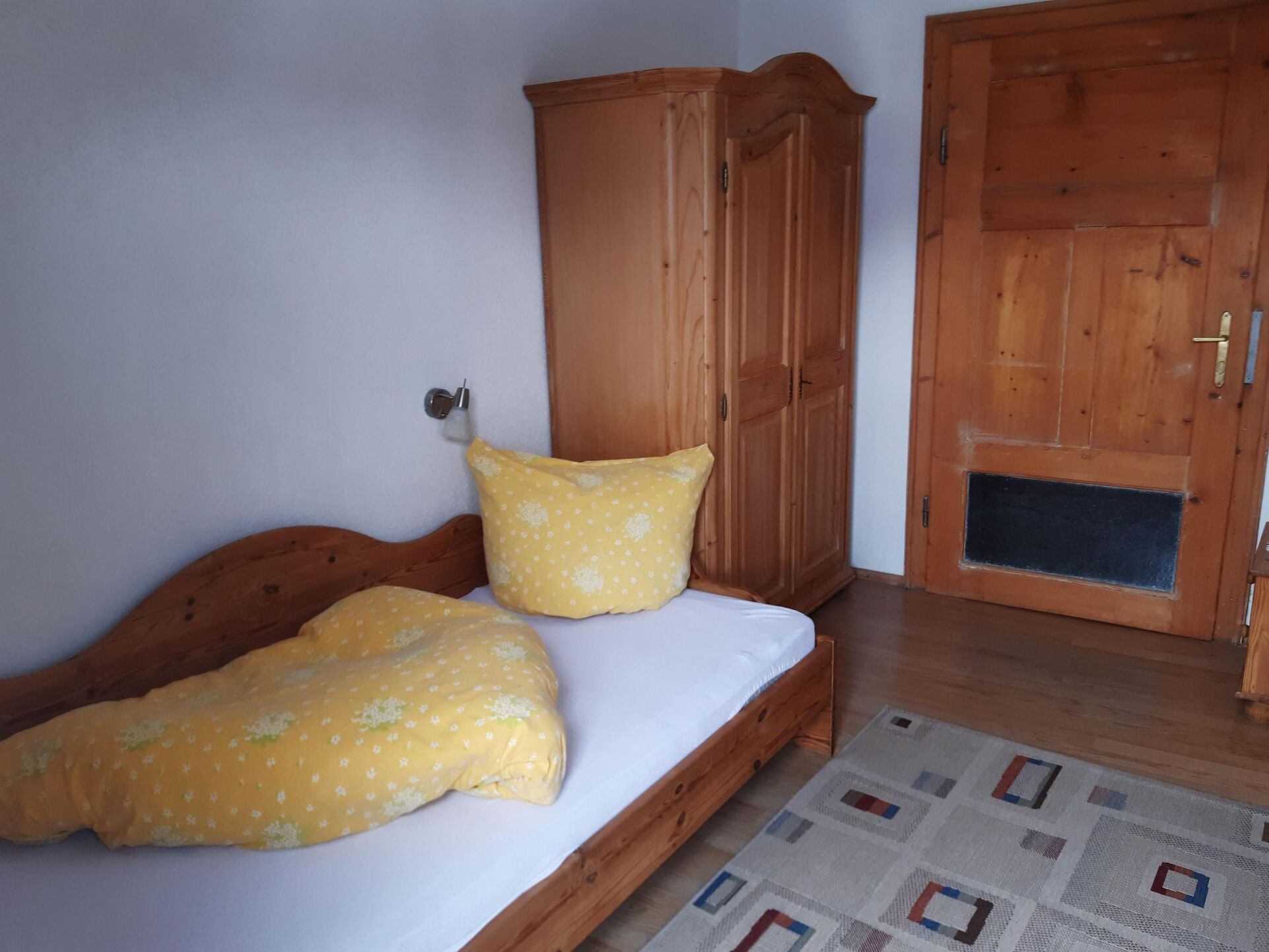 Serene 2-Bed Apartment in Reutte, Sleeps 4, 1304