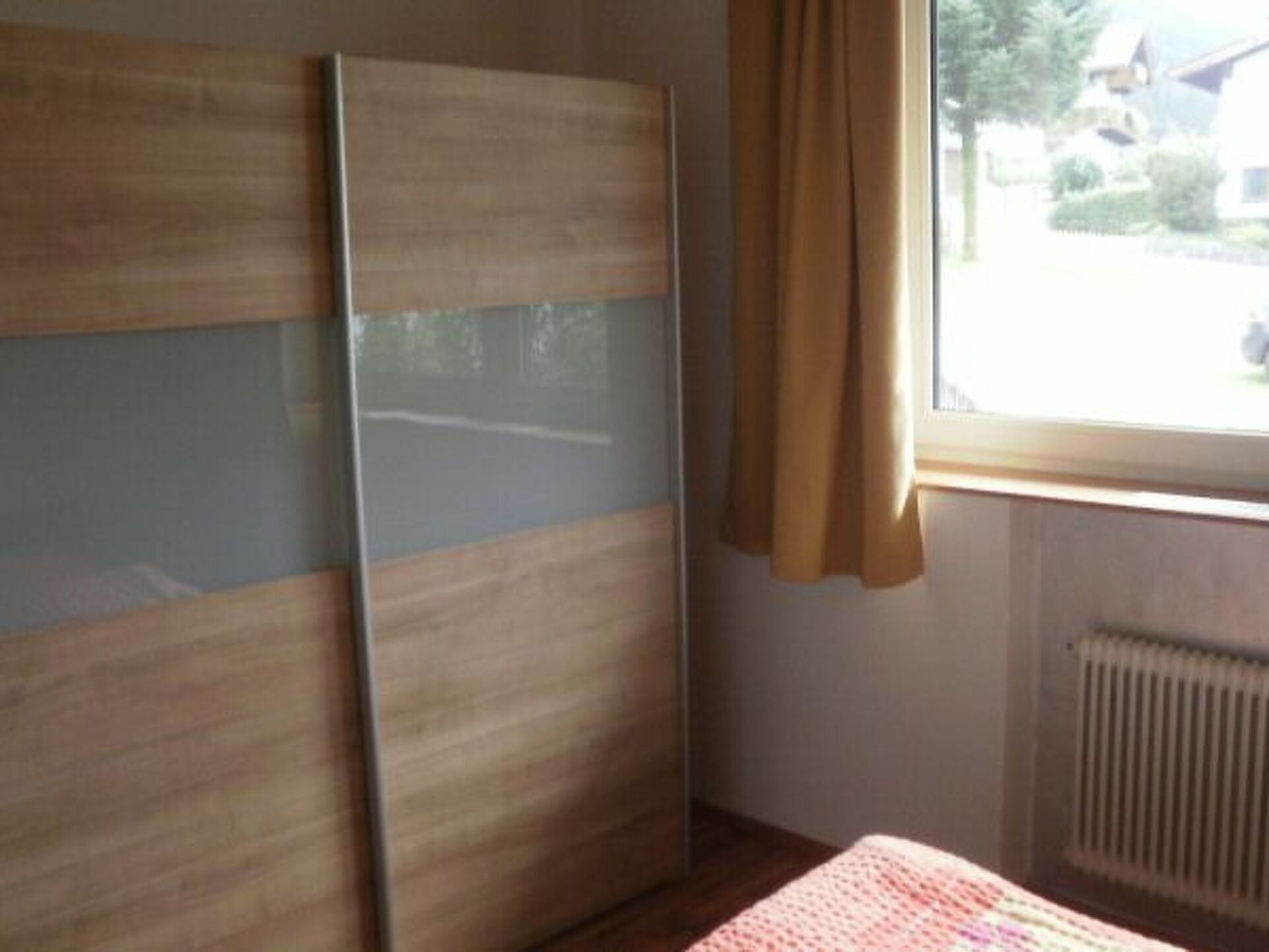 Exclusive 3-Bed Apartment in Schwaz, Sleeps 5, 1334