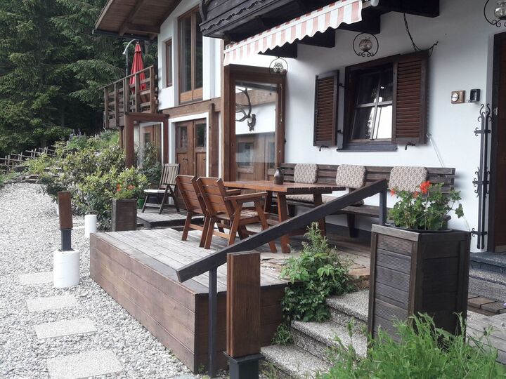 Serene 3-Bed Apartment in Wolfsberg, Sleeps 8, 1069