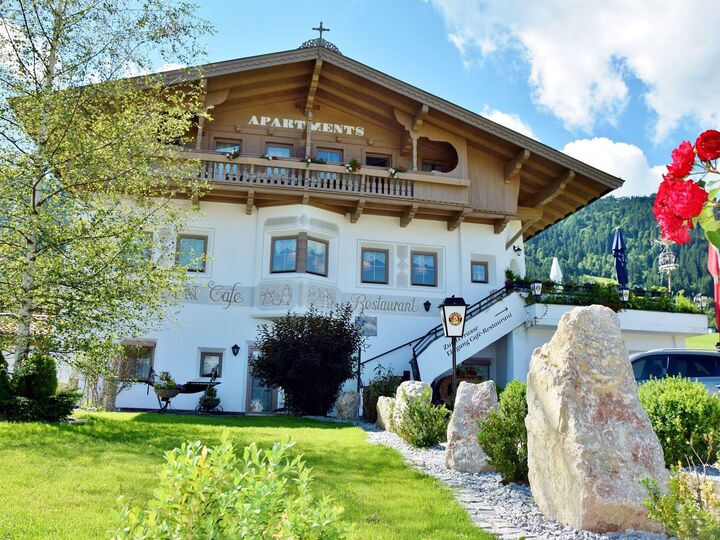 Charming 2-Bed Apartment in Kitzbuhel, Sleeps 6, 1147, Pesendorf, Austria