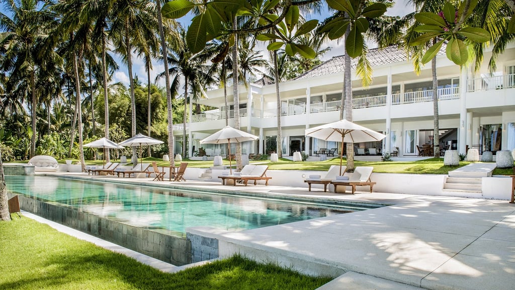 5 Star Villa Stella – Elegant Beachfront Serenity