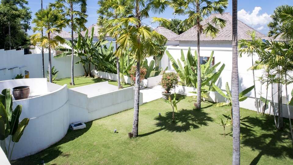 5 Star Villa Lulla – A Luxurious Beachfront Escape in Bali