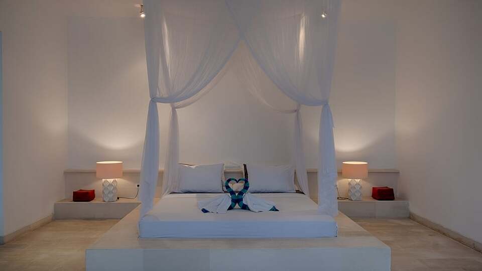 5 Star Villa Putih 1 – An Elegant Pererenan Hideaway