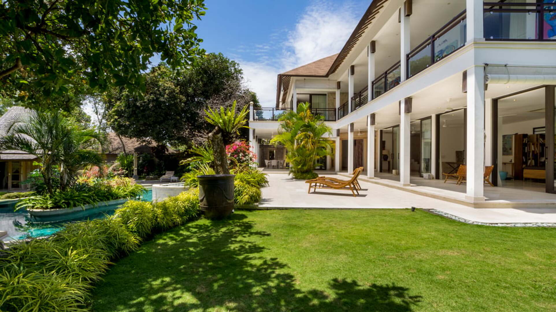 5 Star Villa Khajuraho – Uluwatu Serenity Escape