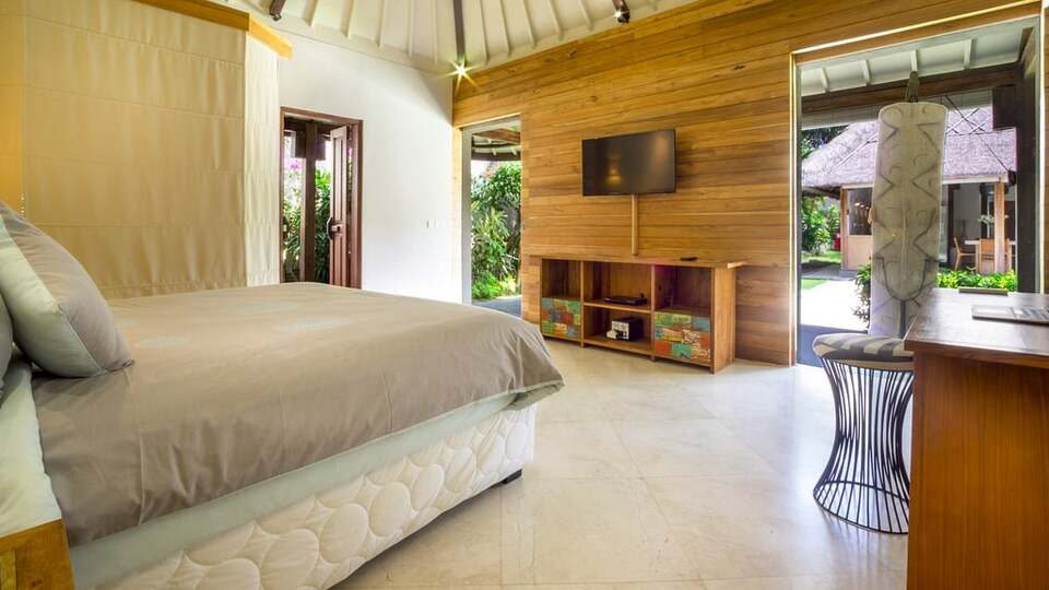 5 Star Akilea Estate – Tropical Grandeur Retreat