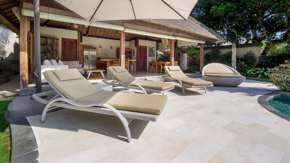 5 Star Akilea Estate – Tropical Grandeur Retreat