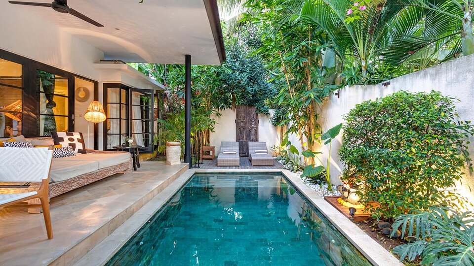 5 Star Villa Lora – Ubud Romance Hideaway