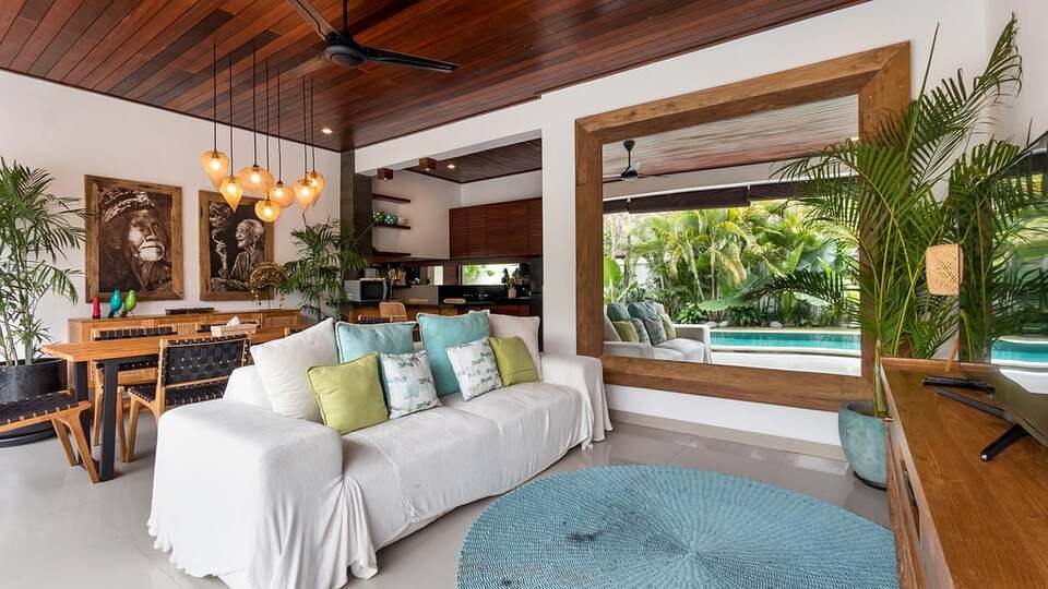 5 Star Villa Olli – Tropical Kerobokan Haven