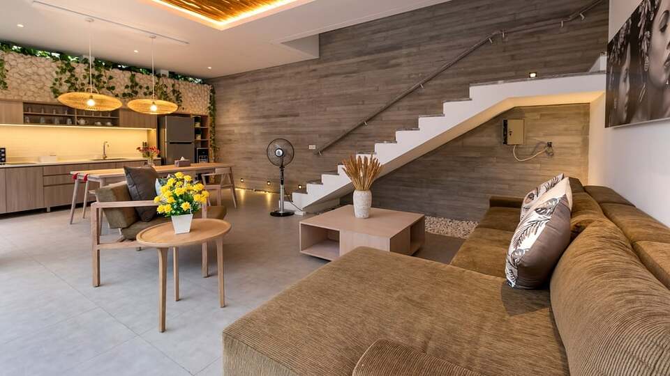 5 Star Swan Villa 1 – Tropical Seminyak Escape