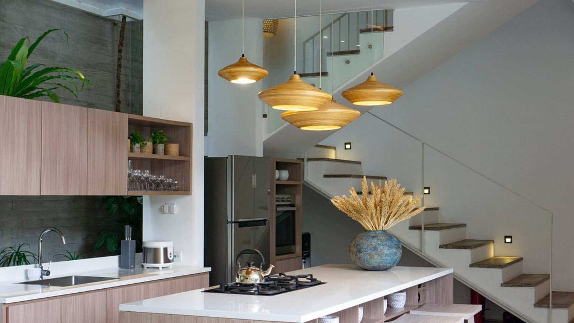 5 Star Swan Villa 3 – Boho Seminyak Sanctuary