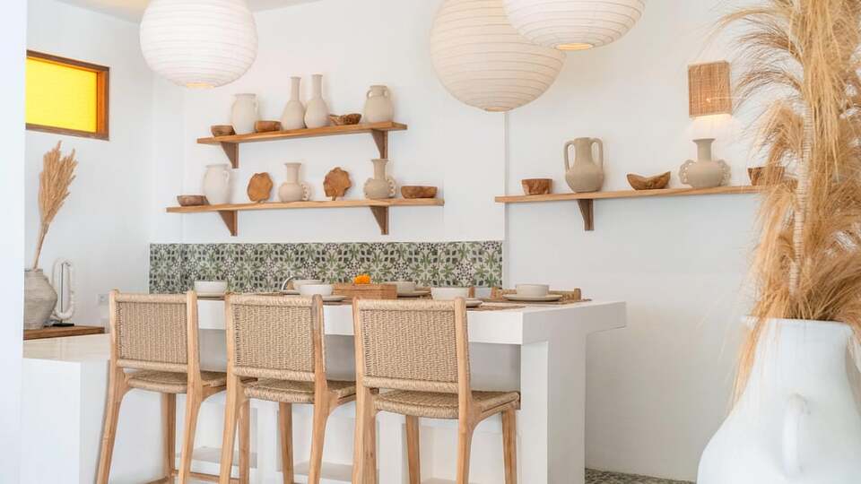 5 Star Villa Madissa – Modern Berawa Hideaway