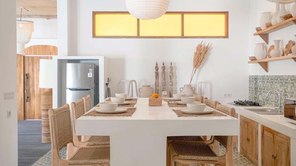 5 Star Villa Madissa – Modern Berawa Hideaway