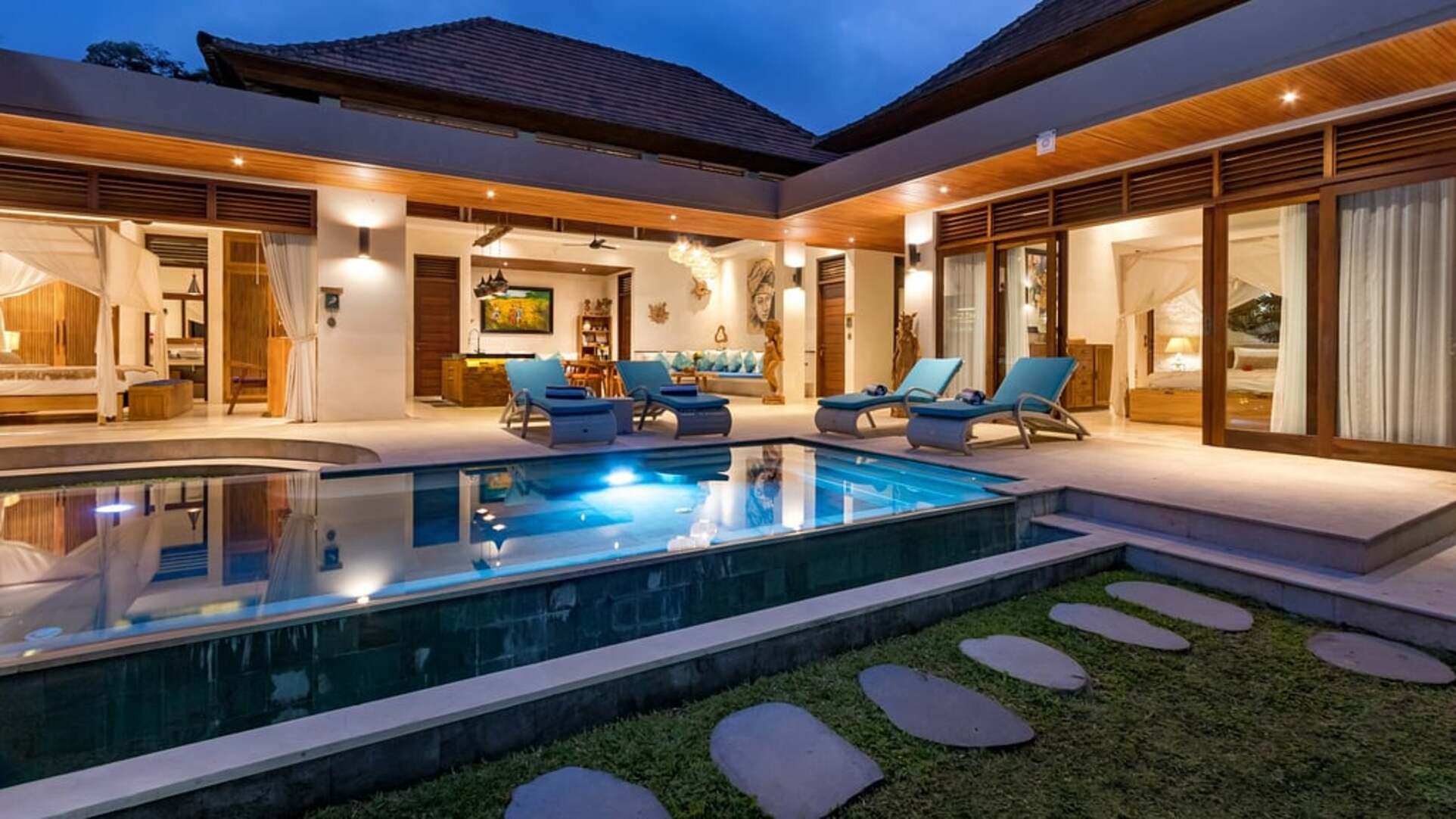 5 Star Villa Liang Ubud – Serene Ricefield Escape