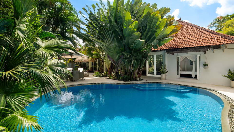 5 Star Villa Celeste – Tropical Seminyak Haven