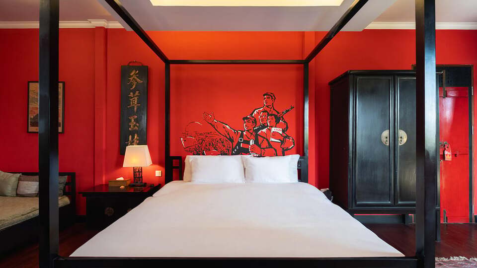 5 Star NicoNico Mansion – Eclectic Seminyak Mansion