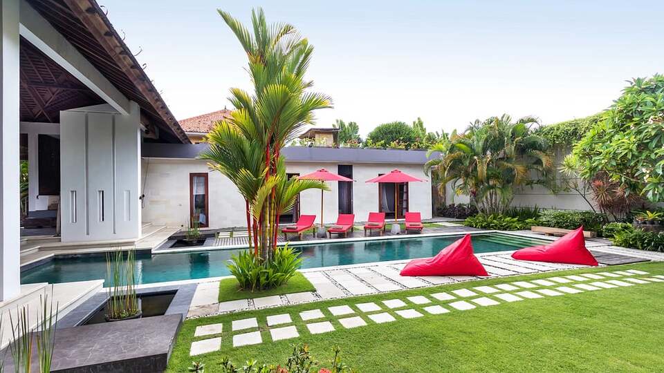 5 Star Alarte Estate – Elegant Seminyak Escape