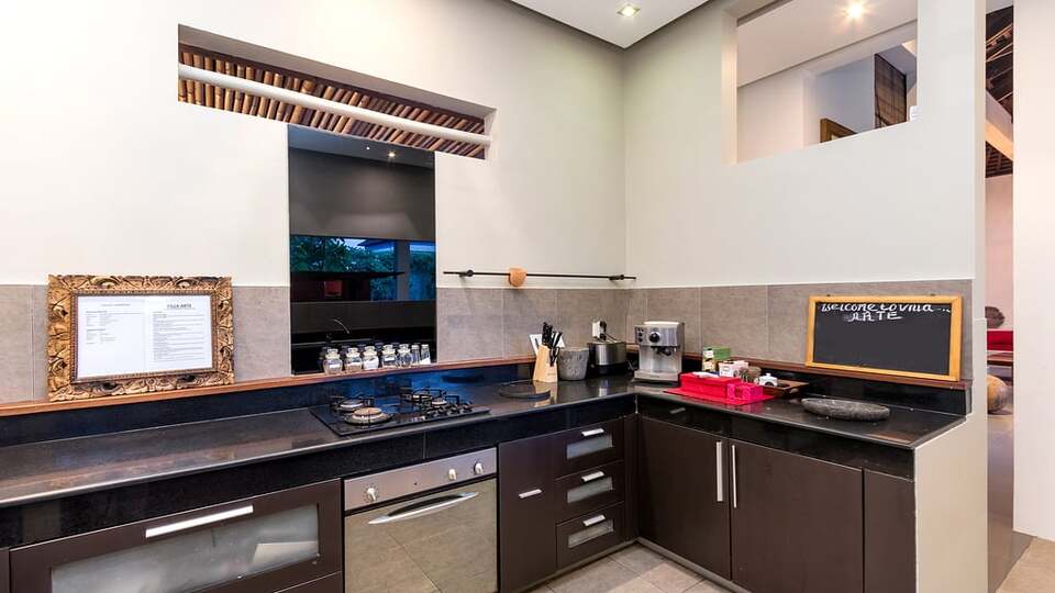 5 Star Alarte Estate – Elegant Seminyak Escape