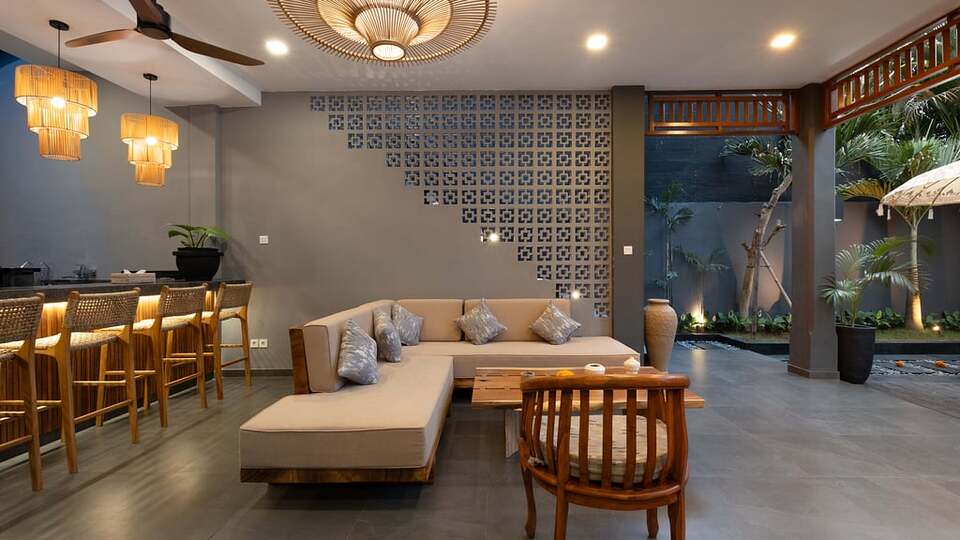 5 Star Alarte Estate – Elegant Seminyak Escape