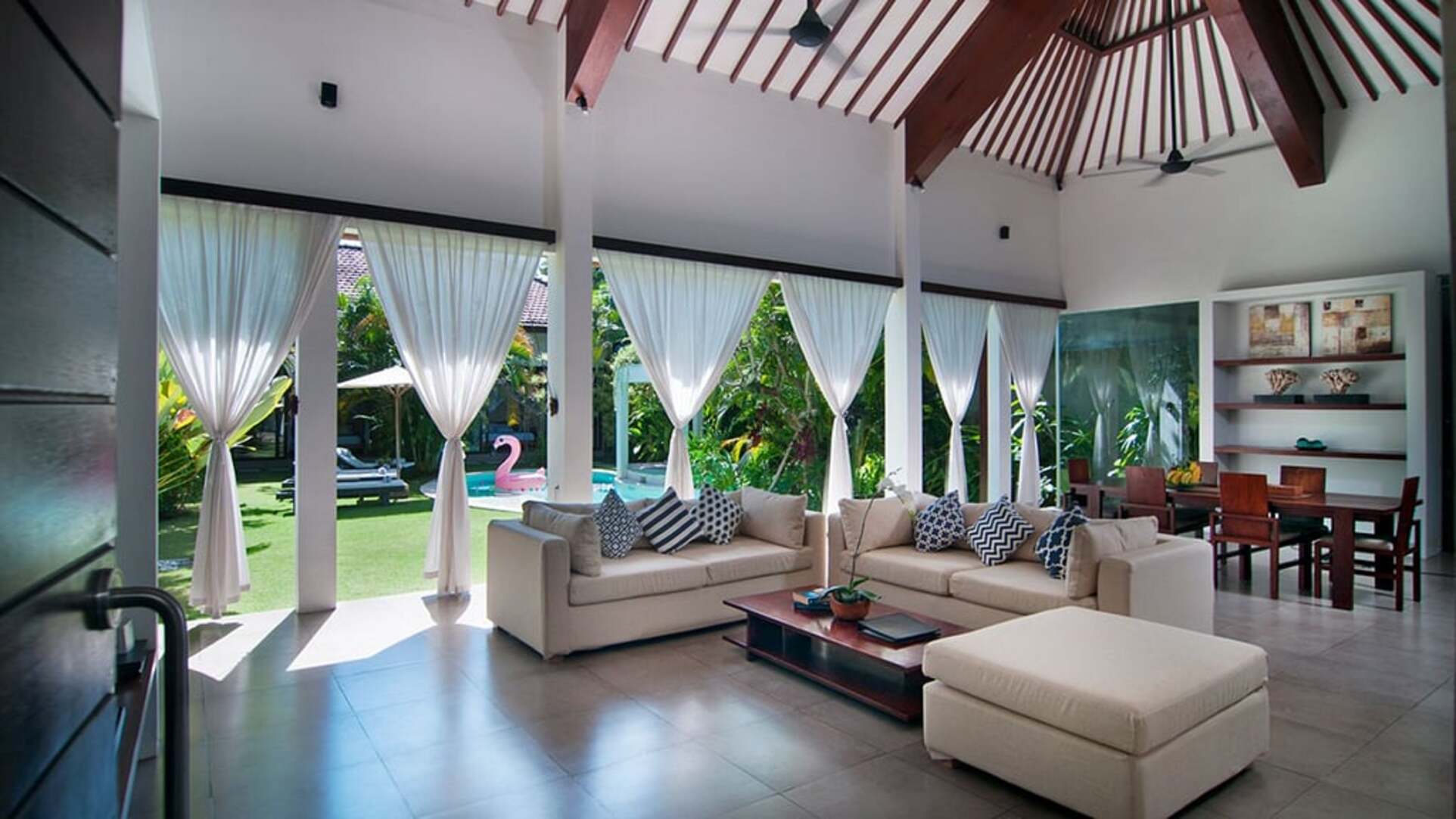 5 Star Alice Estate – Serene Seminyak Estate