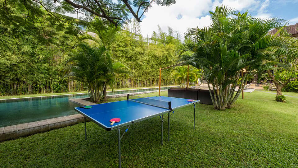 5 Star Villa Mogi – Serene Garden Escape