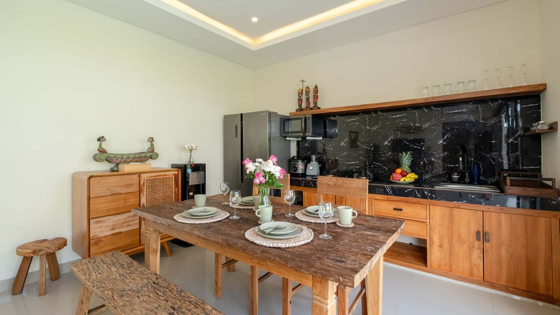 5 Star Villa Lange 3 - Modern Balinese Elegance