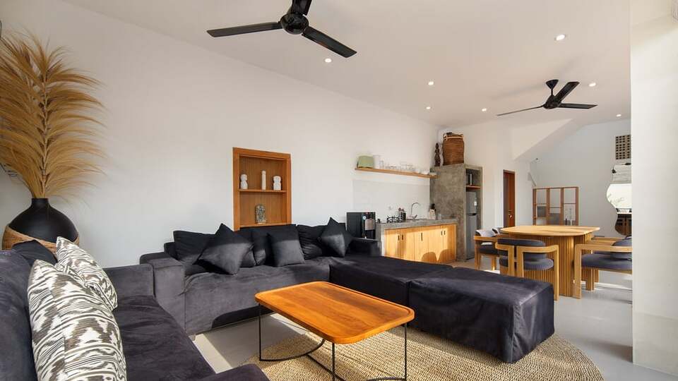 5 Star Villa Cinta Rose – Tropical Elegance