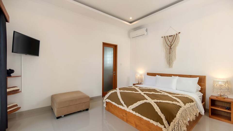 5 Star Villa Cinta Rose – Tropical Elegance