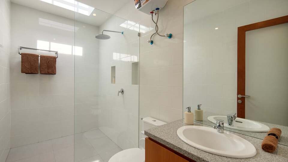 5 Star Villa Cinta Rose – Tropical Elegance