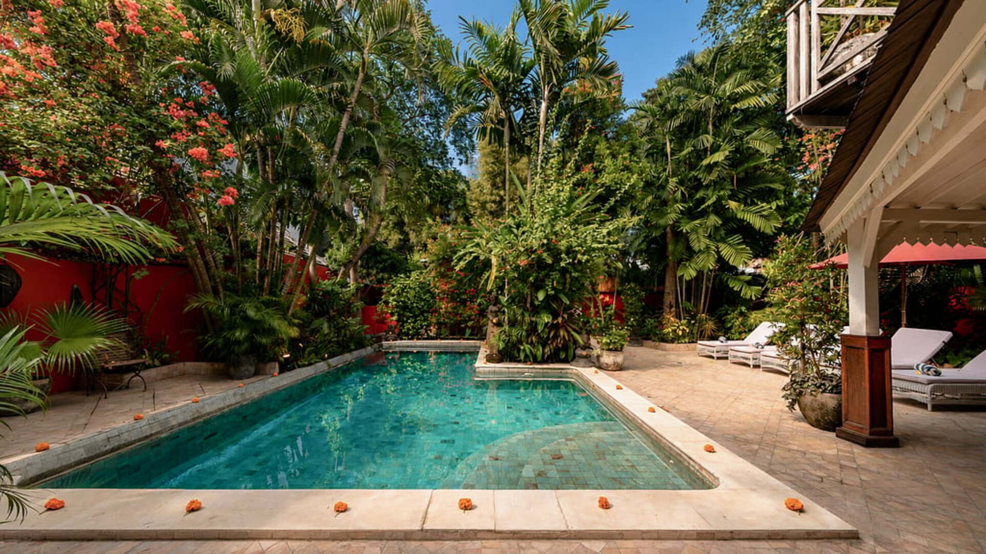 5 Star Villa Hangat – Tropical Balinese Sanctuary